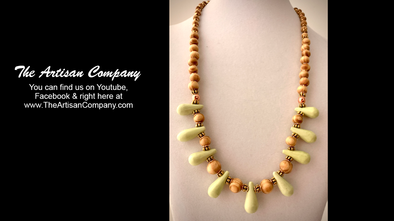 Spring Green Magnesite Stone & Pinewood Necklace