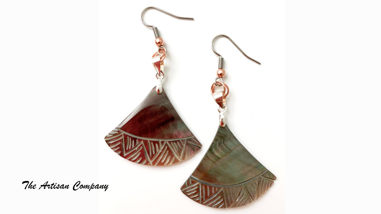 Black Lip Shell Fan Earrings